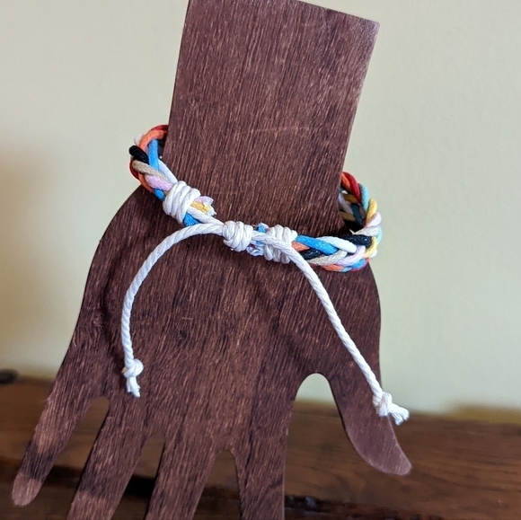 BOHEMIAN colorful braided adjustable bracelet - Picture 5 of 6